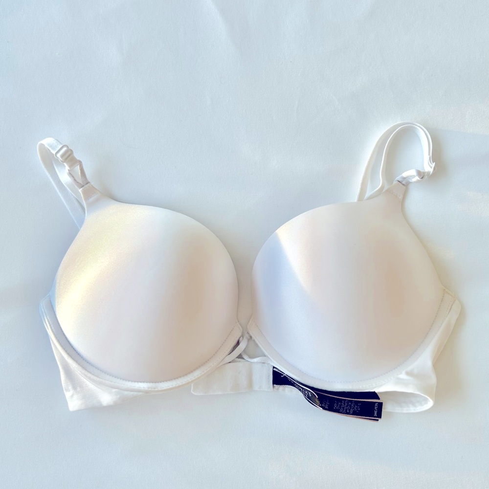 Worn Twice, Victoria’s Secret, Bombshell Push-Up Bra, Size 34C